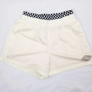 🤸🏽‍♀️🤾‍♀️🤽🏼‍♀️ Fabletics Three-Point Basketball Short 🏀🤸🏽‍♀️🤾‍♀️🤽‍♀️